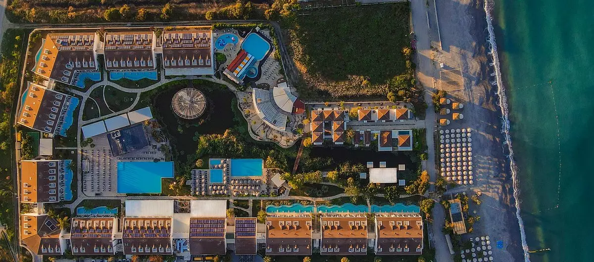 نمای بالا هتل جیوا بیچ ریزورت فتحیه